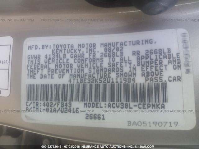 4T1BE32K52U111984 - 2002 TOYOTA CAMRY LE/XLE/SE 金色 照片 9