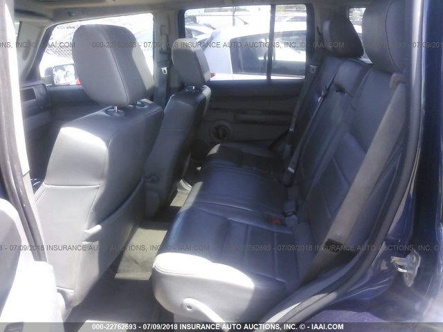 1J8HG48N26C246599 - 2006 JEEP COMMANDER BLUE photo 8