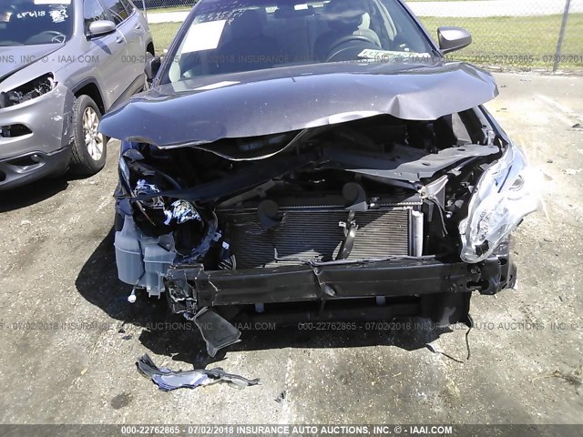 4T1BF1FK0FU013351 - 2015 TOYOTA CAMRY LE/XLE/SE/XSE GRAY photo 6