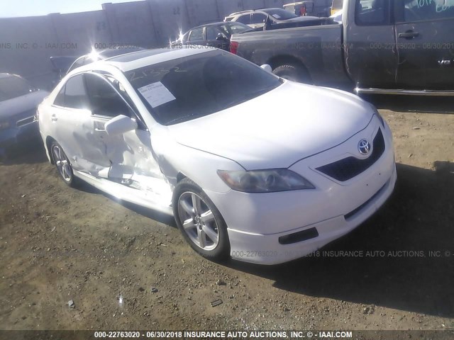 4T1BK46K67U530135 - 2007 TOYOTA CAMRY NEW GENERAT LE/XLE/SE WHITE photo 1