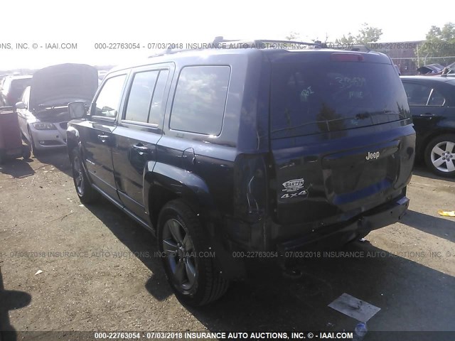 1C4NJRFBXDD274952 - 2013 JEEP PATRIOT LATITUDE BLUE photo 3