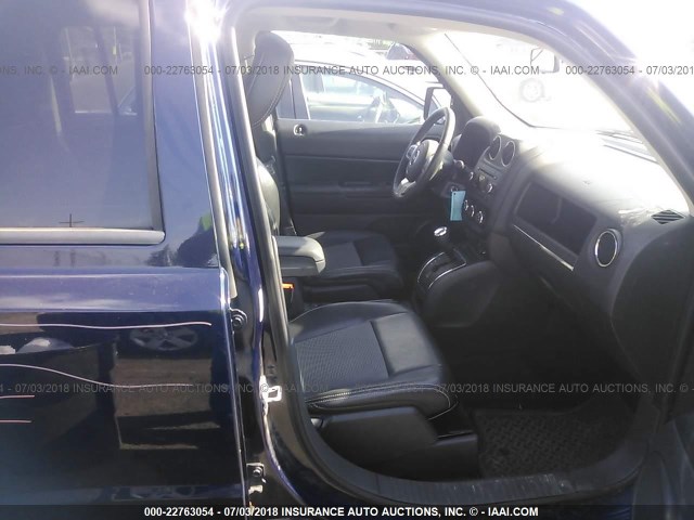 1C4NJRFBXDD274952 - 2013 JEEP PATRIOT LATITUDE BLUE photo 5