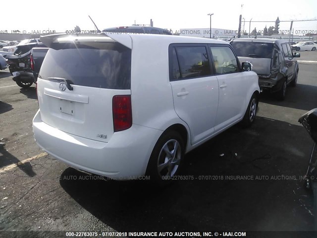 JTLKE50EX81017739 - 2008 TOYOTA SCION XB თეთრი ფოტო 4