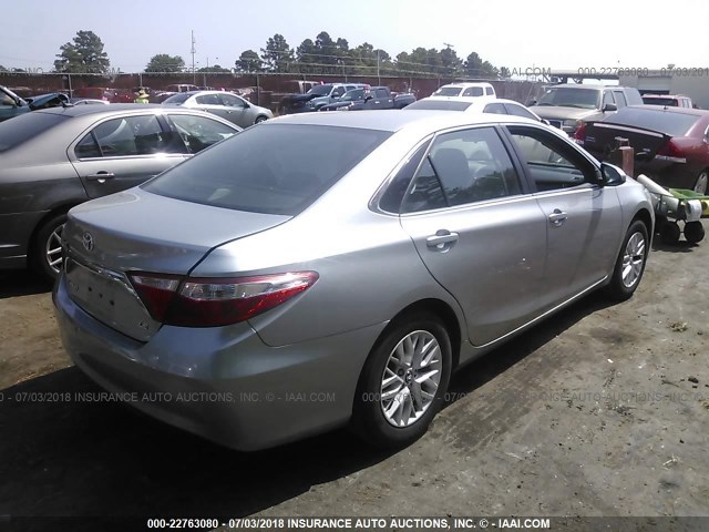 4T1BF1FK9GU184505 - 2016 TOYOTA CAMRY LE/XLE/SE/XSE SILVER photo 4