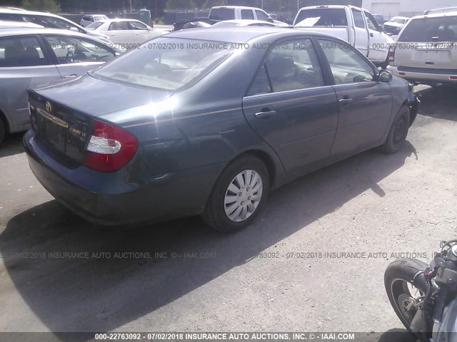 4T1BE32K23U692863 - 2003 TOYOTA CAMRY LE/XLE/SE ნაცრისფერი ფოტო 4