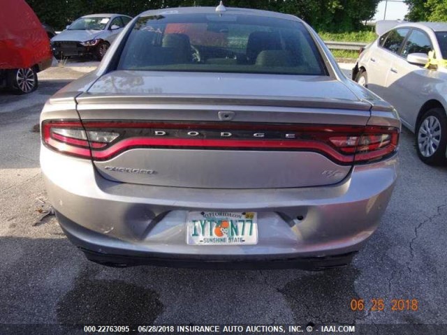 2C3CDXCT3JH233579 - 2018 DODGE CHARGER R/T GRAY photo 12