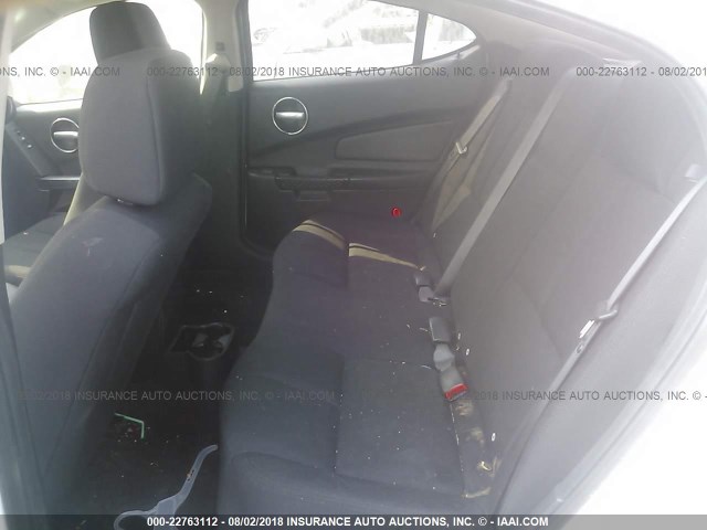 2G2WP552581172266 - 2008 PONTIAC GRAND PRIX WHITE photo 8