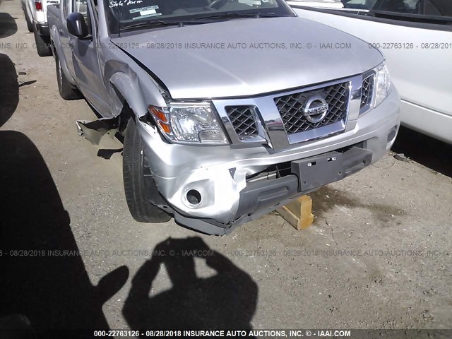 1N6AD0ERXGN792247 - 2016 NISSAN FRONTIER S/SV/SL/PRO-4X SILVER photo 6