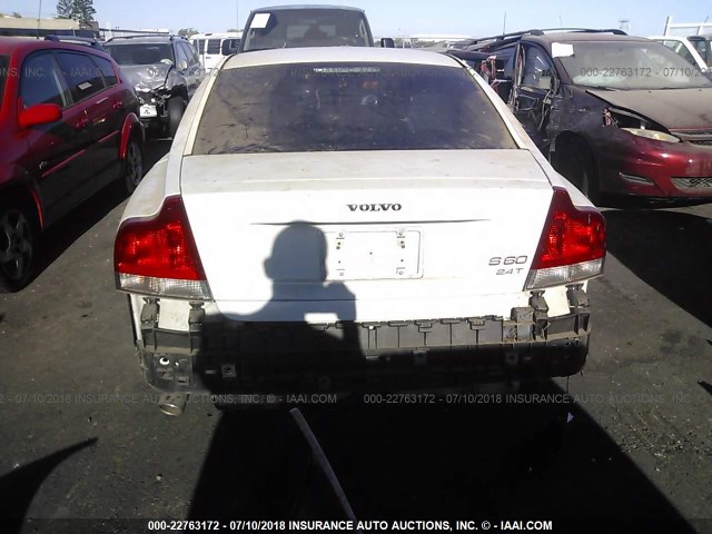 YV1RS58D312079301 - 2001 VOLVO S60 2.4T WHITE photo 6