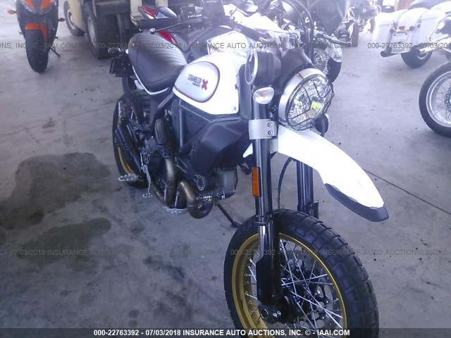 ML0KAFBM5JT000309 - 2018 DUCATI SCRAMBLER DESERT SLED WHITE photo 1