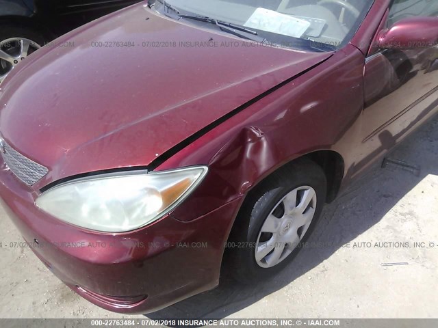 4T1BE32KX3U182888 - 2003 TOYOTA CAMRY LE/XLE/SE Tünd qırmızı foto 6