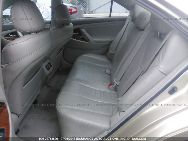 4T1BK3EK0BU623575 - 2011 TOYOTA CAMRY SE/LE/XLE 金色 照片 8
