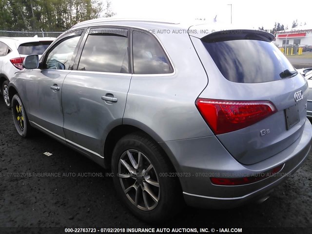 WA1KK78R59A027792 - 2009 AUDI Q5 3.2 GRAY photo 3