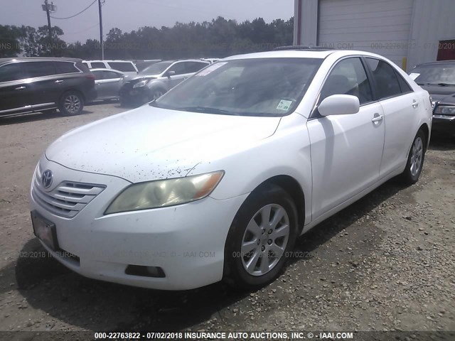 4T1BK46K47U503936 - 2007 TOYOTA CAMRY NEW GENERAT LE/XLE/SE WHITE photo 2