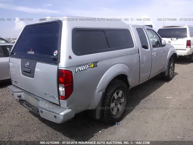 1N6AD0CW2DN742057 - 2013 NISSAN FRONTIER SV/PRO-4X SILVER photo 4