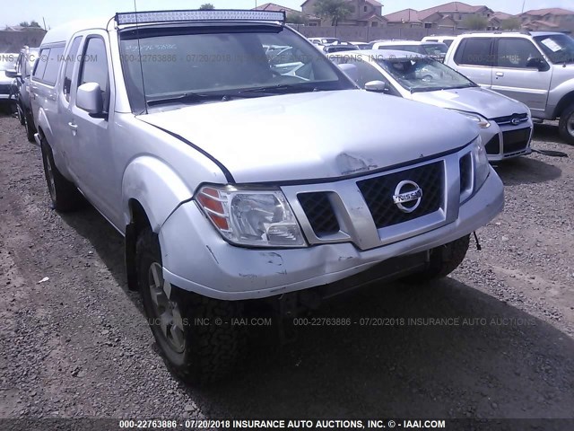 1N6AD0CW2DN742057 - 2013 NISSAN FRONTIER SV/PRO-4X SILVER photo 6