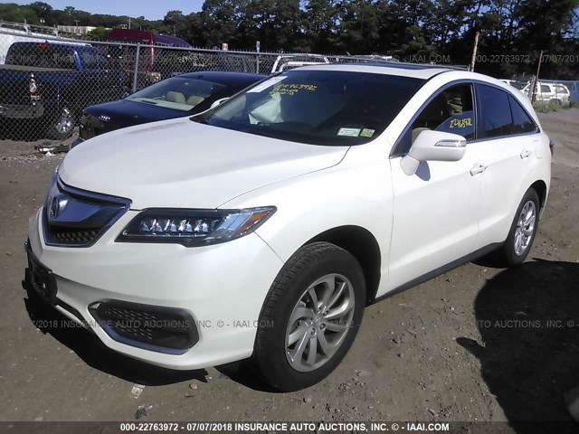 5J8TB4H39JL018799 - 2018 ACURA RDX WHITE photo 2