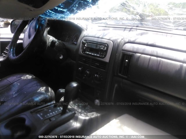 1J4GW48N14C175991 - 2004 JEEP GRAND CHEROKEE LAREDO/COLUMBIA/FREEDOM 灰色 照片 5