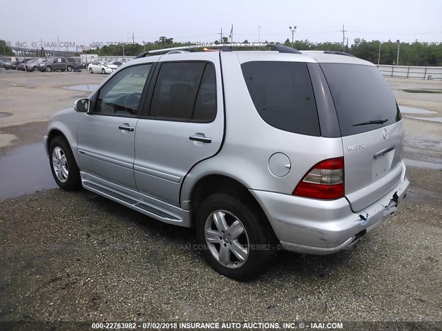 4JGAB57E25A517519 - 2005 MERCEDES-BENZ ML 350 SILVER photo 3