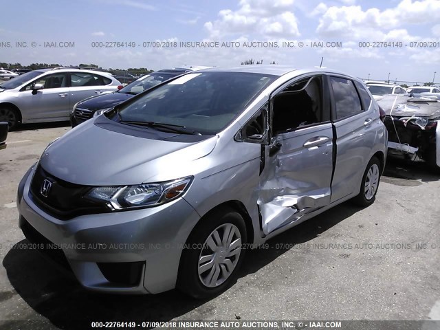 JHMGK5H55HS017994 - 2017 HONDA FIT LX SILVER photo 6