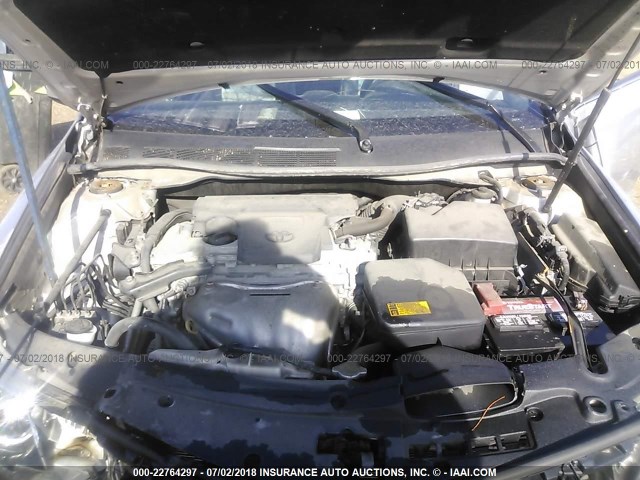 4T1BF1FK6EU437051 - 2014 TOYOTA CAMRY L/SE/LE/XLE 银色 照片 10