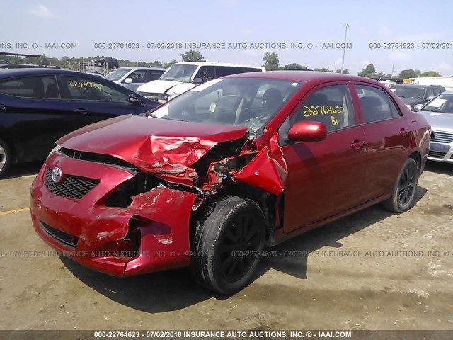 1NXBU4EE4AZ279127 - 2010 TOYOTA COROLLA S/LE/XLE RED photo 2