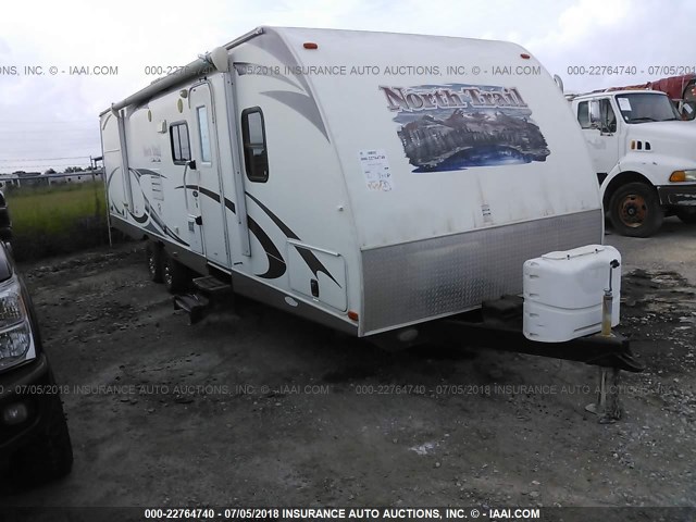 5SFNB3529DE254114 - 2013 HEARTLAND NORTH TRL  WHITE photo 1