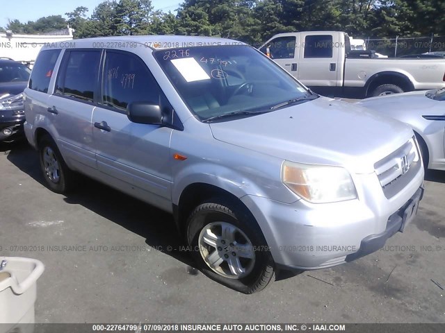 2HKYF18116H510969 - 2006 HONDA PILOT LX GRAY photo 1