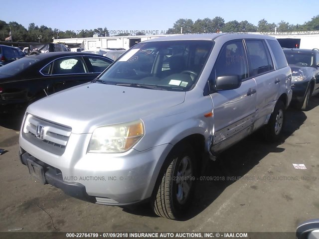 2HKYF18116H510969 - 2006 HONDA PILOT LX GRAY photo 2