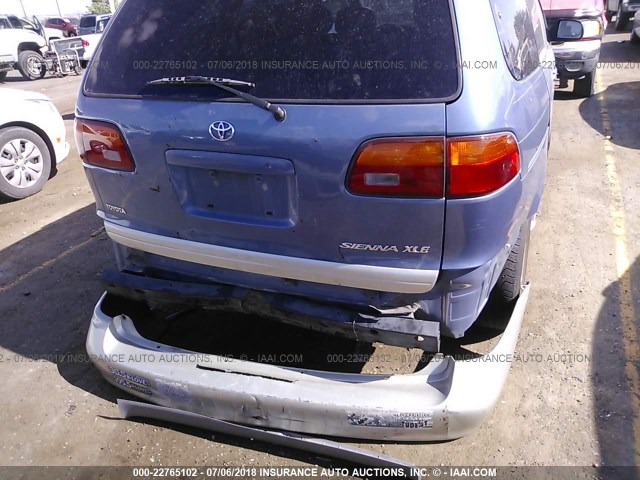 4T3ZF13CXWU023324 - 1998 TOYOTA SIENNA LE/XLE BLUE photo 6