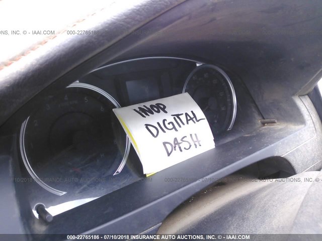 4T1BF1FK8HU301234 - 2017 TOYOTA CAMRY LE/XLE/SE/XSE WHITE photo 7