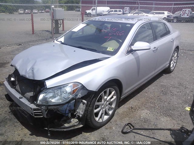 1G1ZE5E70BF358932 - 2011 CHEVROLET MALIBU LTZ ვერცხლისფერი ფოტო 2