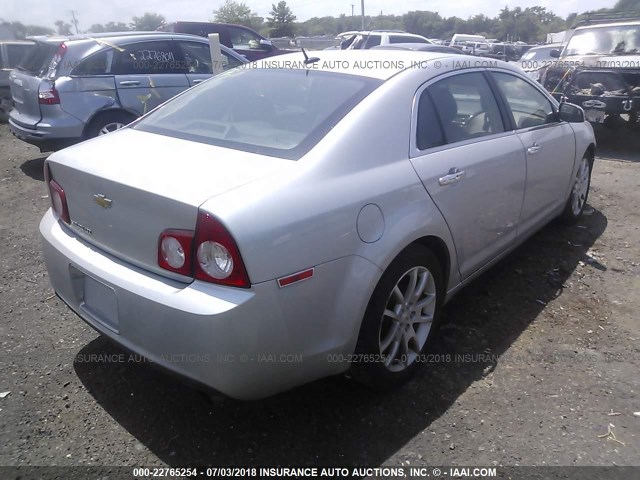 1G1ZE5E70BF358932 - 2011 CHEVROLET MALIBU LTZ ვერცხლისფერი ფოტო 4