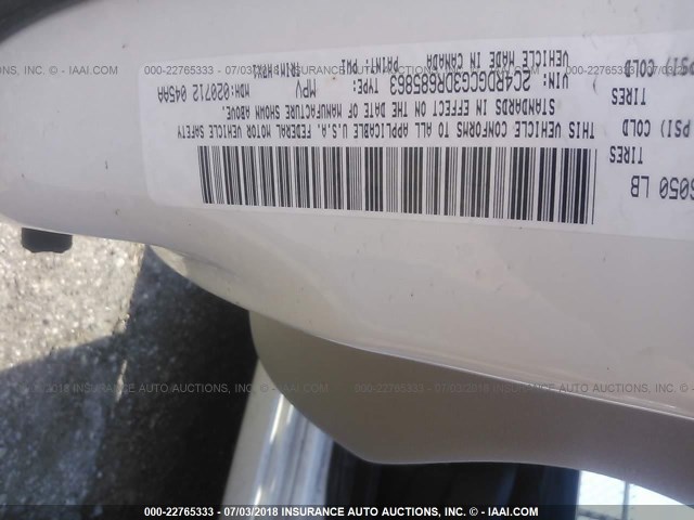 2C4RDGCG3DR685863 - 2013 DODGE GRAND CARAVAN SXT WHITE photo 9