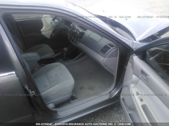 4T1BE32KX4U875624 - 2004 TOYOTA CAMRY LE/XLE/SE Boz foto 5