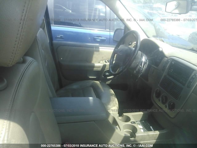 1FMDU73W35UA19653 - 2005 FORD EXPLORER XLT/XLT SPORT/NBX 黑色 照片 5