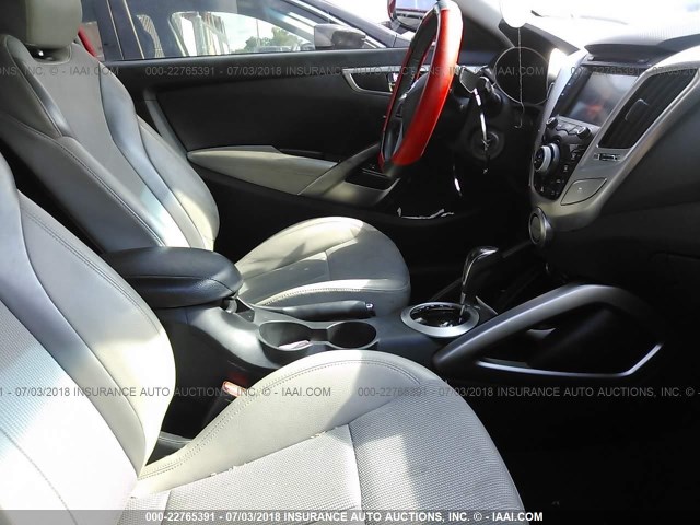 KMHTC6AD6DU131615 - 2013 HYUNDAI VELOSTER RED photo 5