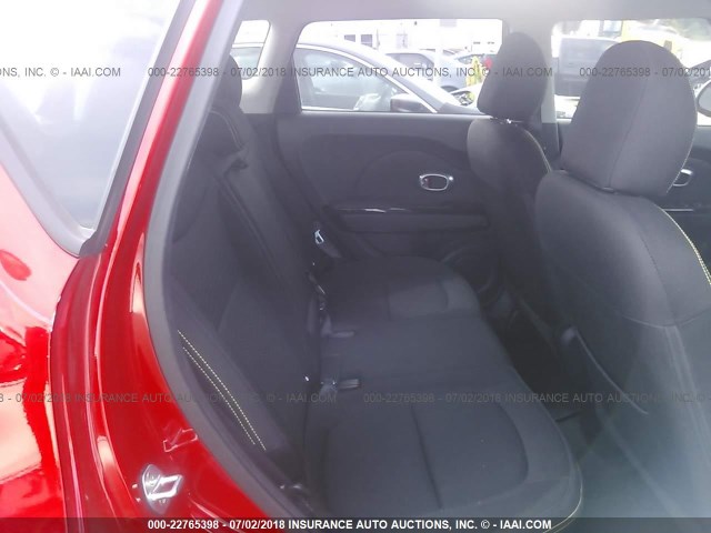 KNDJP3A53F7812257 - 2015 KIA SOUL + RED photo 8