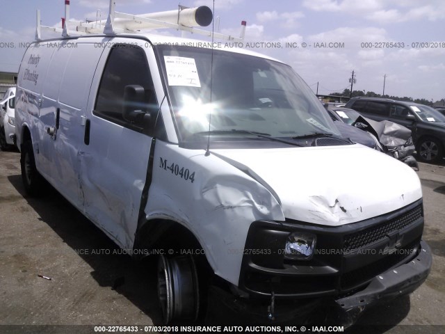 1GCZGTCA8B1127665 - 2011 CHEVROLET EXPRESS G3500  WHITE photo 1