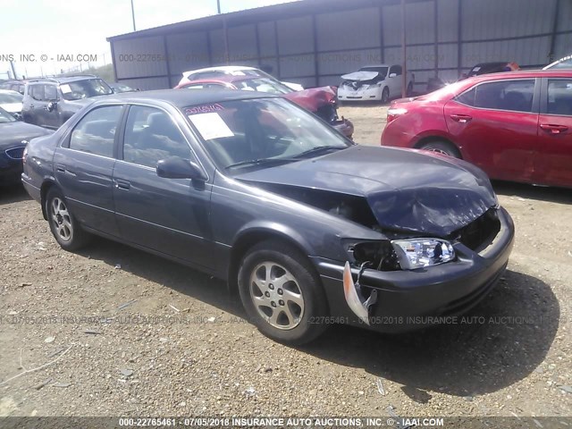 4T1BF22K9YU953744 - 2000 TOYOTA CAMRY LE/XLE GRAY photo 1