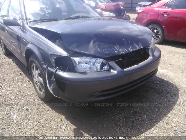 4T1BF22K9YU953744 - 2000 TOYOTA CAMRY LE/XLE GRAY photo 6