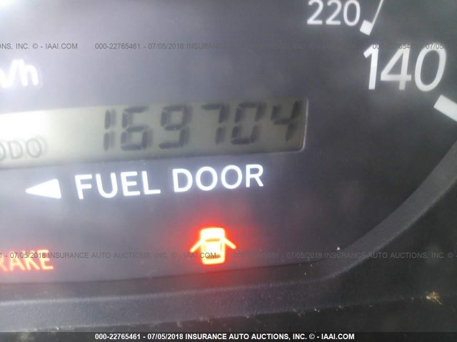 4T1BF22K9YU953744 - 2000 TOYOTA CAMRY LE/XLE GRAY photo 7