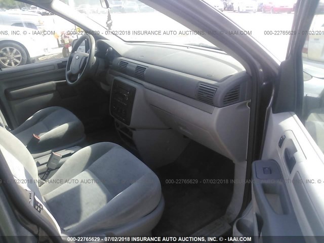 2FMZA51616BA01388 - 2006 FORD FREESTAR SE GRAY photo 5