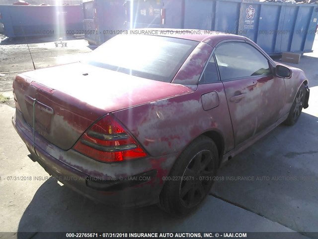 WDBKK49F11F219693 - 2001 MERCEDES-BENZ SLK 230 KOMPRESSOR RED photo 4