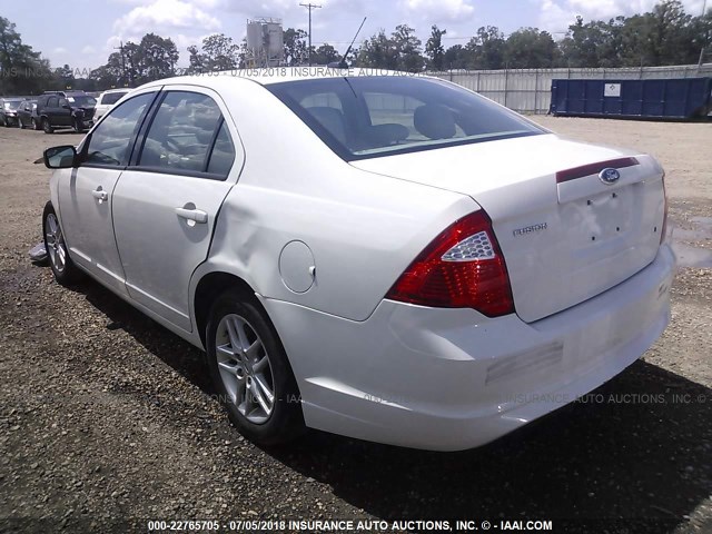 3FAHP0GA9CR225864 - 2012 FORD FUSION S WHITE photo 3