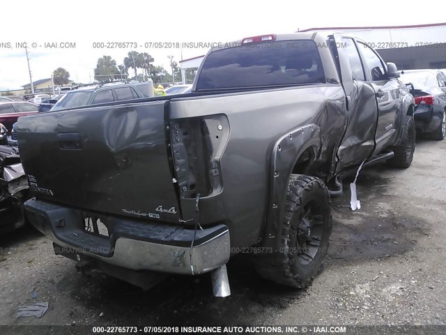 5TBBV54118S516346 - 2008 TOYOTA TUNDRA DOUBLE CAB/DOUBLE CAB SR5 GRAY photo 4