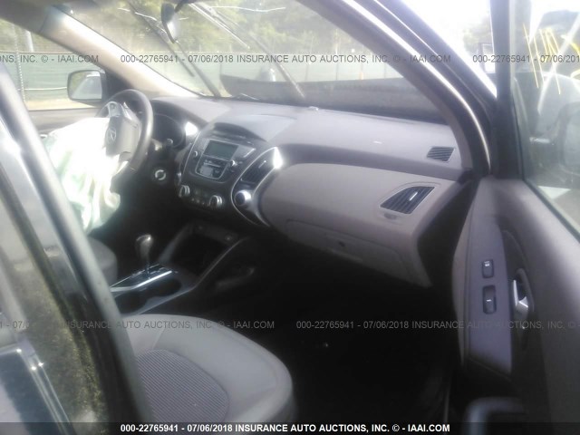 KM8JUCAC7CU446061 - 2012 HYUNDAI TUCSON GLS/LIMITED BLACK photo 5