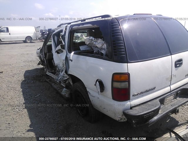 3GNEC16Z42G204010 - 2002 CHEVROLET SUBURBAN C1500 WHITE photo 3