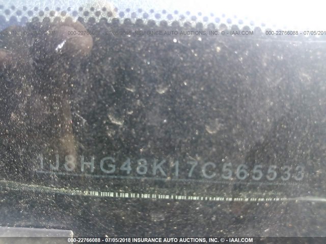 1J8HG48K17C565533 - 2007 JEEP COMMANDER RED photo 9