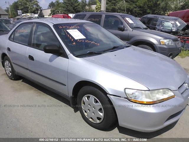 1HGCF8647XA042711 - 1999 HONDA ACCORD DX SILVER photo 6